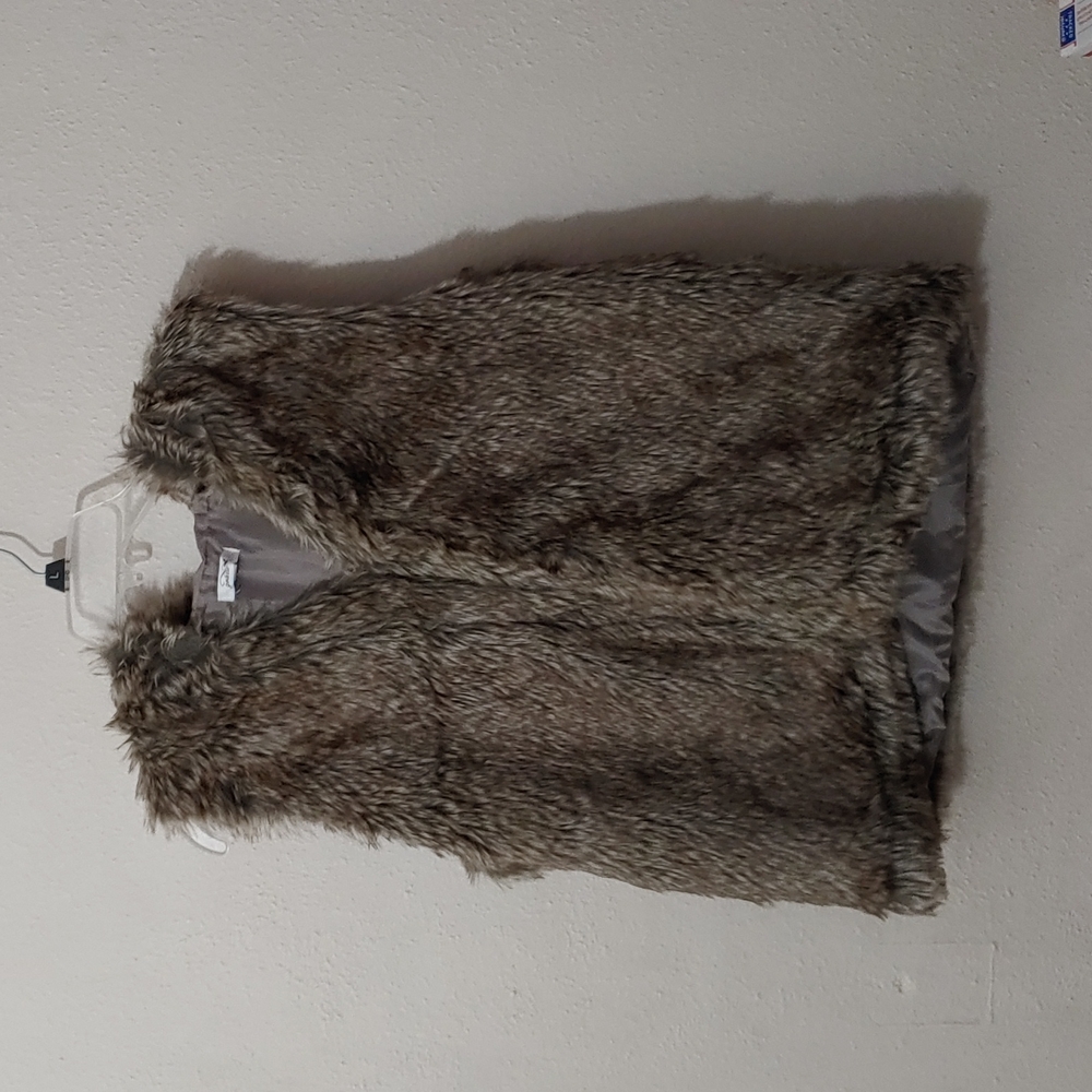 Grane Faux Fur Junior's Hooded Vest
